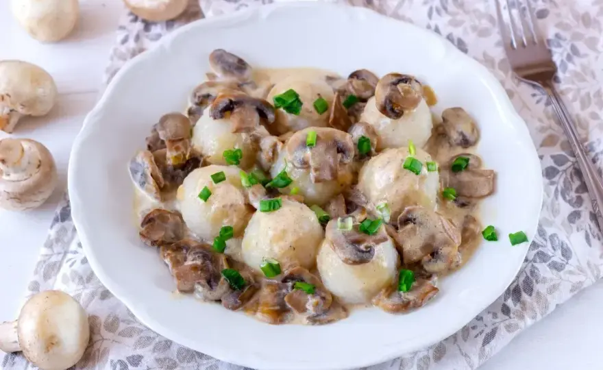 Jak długo smażyć pieczarki? Sekrety idealnych grzybów!